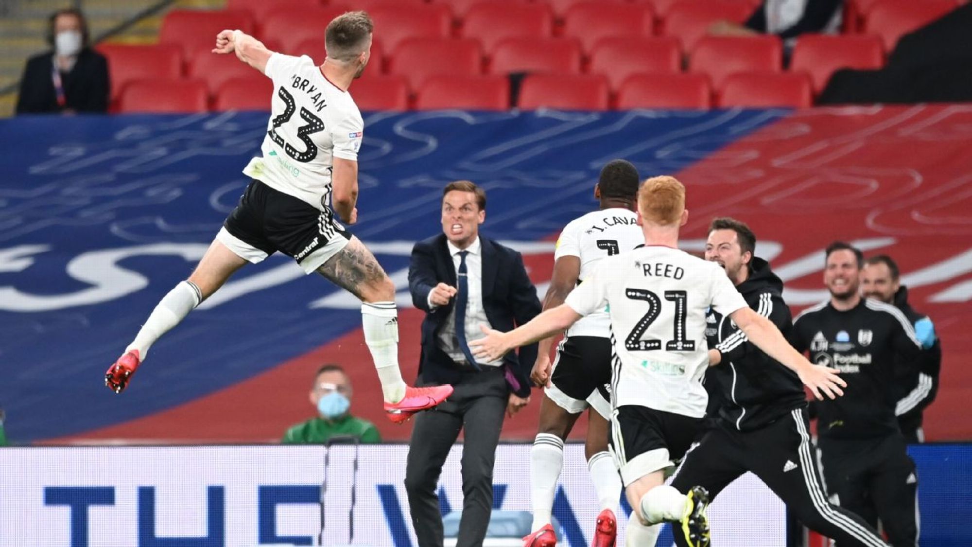 还能在右翼 还能在右翼