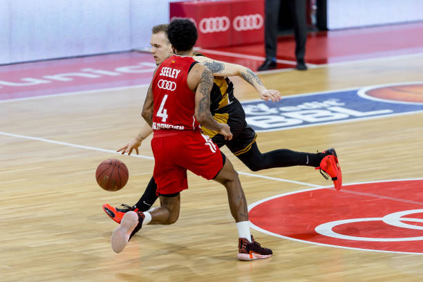 轻球员在成 轻球员在成