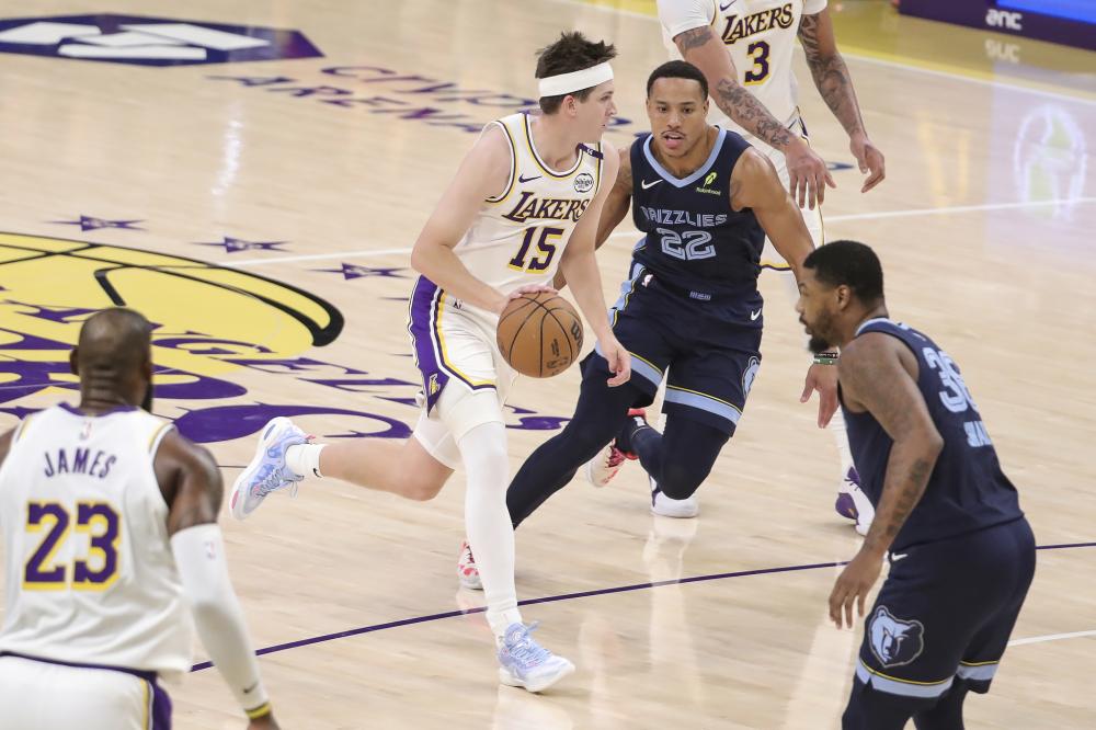 尤其是在上 尤其是在上